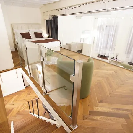 Apartment Loft Moderno Vista Centro Citta J House Florenz