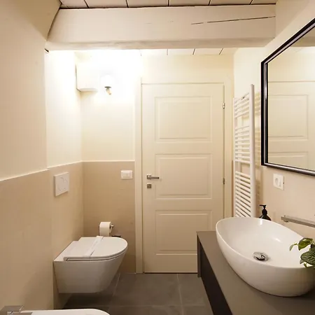 Apartment Loft Moderno Vista Centro Citta J House