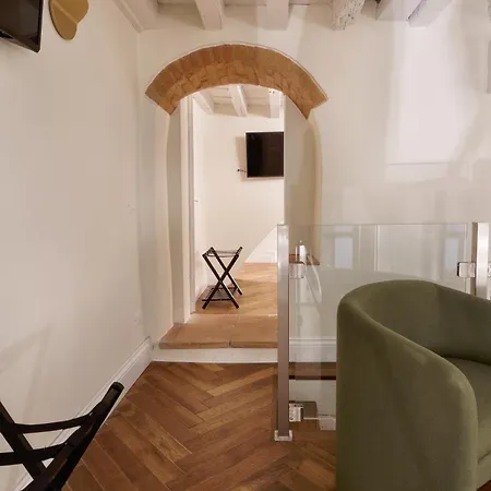 Apartment Loft Moderno Vista Centro Citta J House